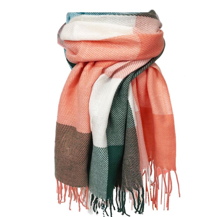 Blanket Scarf: Combining Comfort and Chic for Fresh Looks